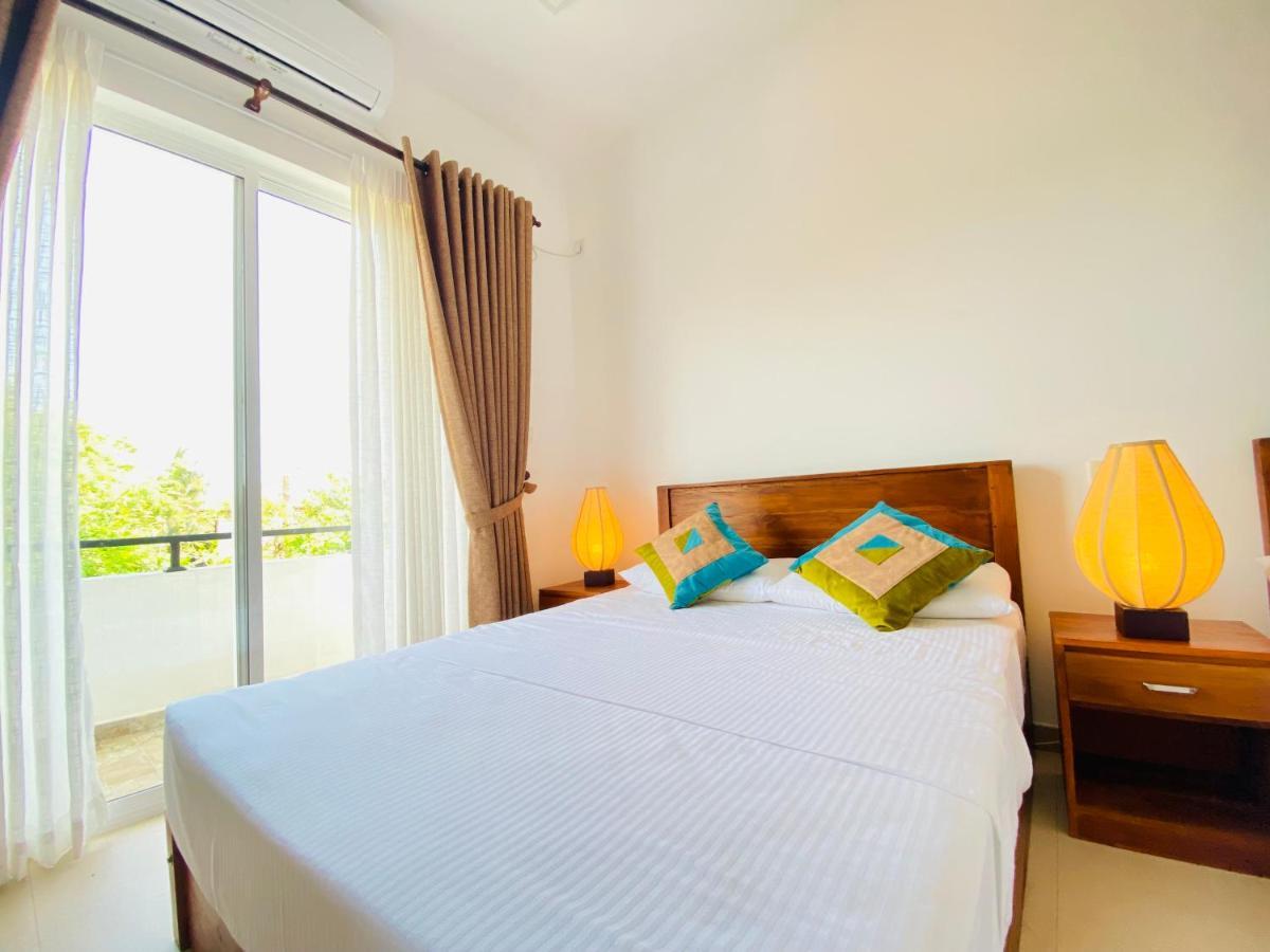 Srimadis Villa Near Airport - Negombo Extérieur photo